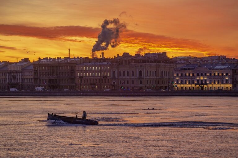 The Influence of Climate and Environment on Early Settlement Patterns in Russia